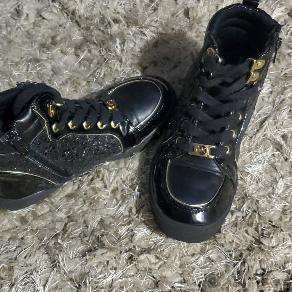 Botas